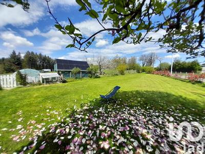 Maison - 202 m² - 7 pièces