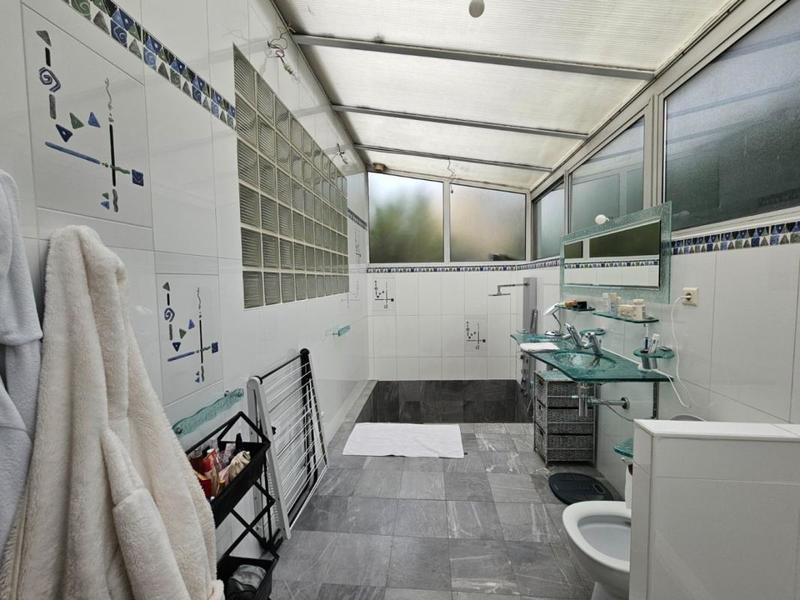 Maison - 137 m² - 4 pièces