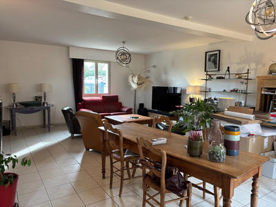 Maison - 120 m² - 5 pièces