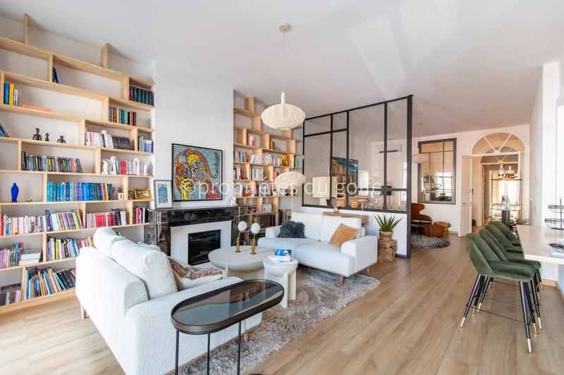 Appartement - 207 m² - 7 pièces