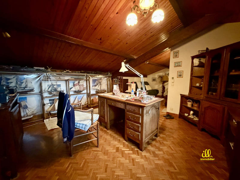 Maison - 109 m² - 6 pièces