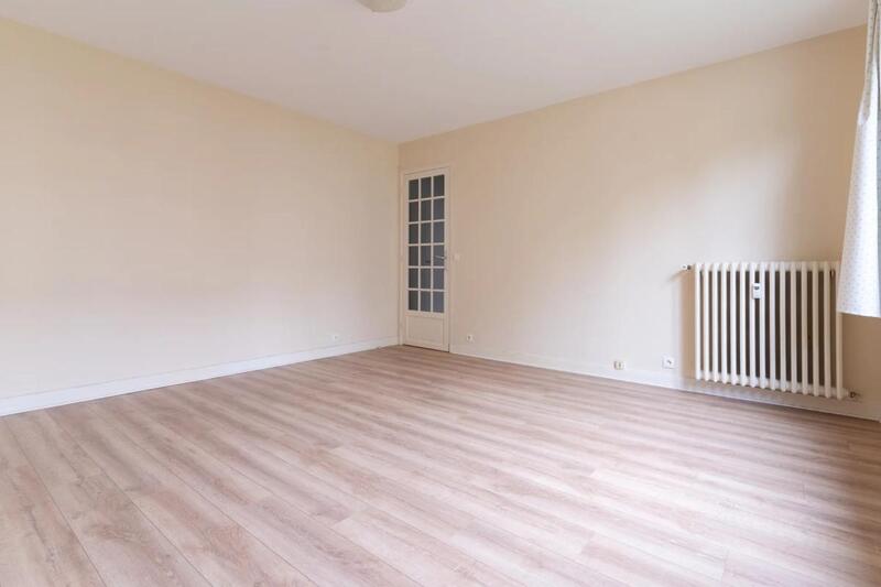 Studio - 40 m² - 1 pièce