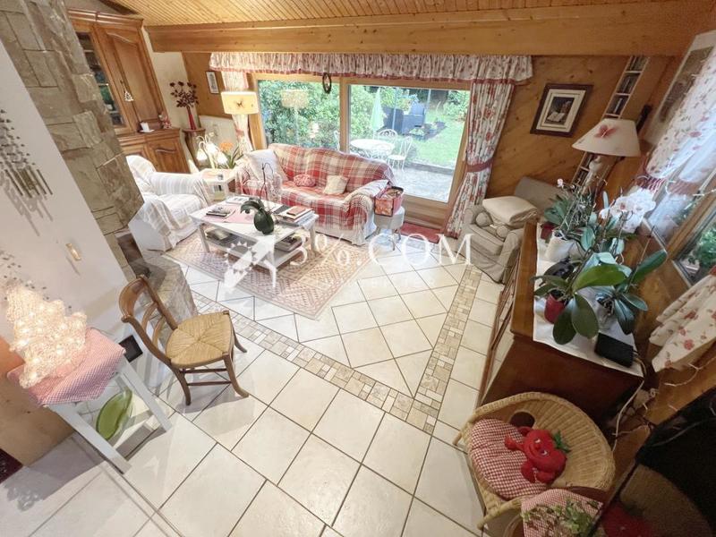 Châlet - 147 m² - 9 pièces