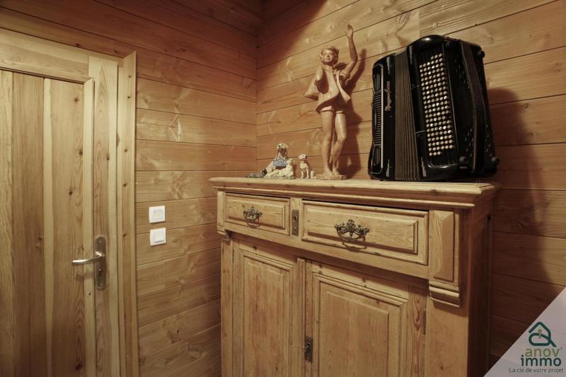 Châlet - 271 m² - 9 pièces