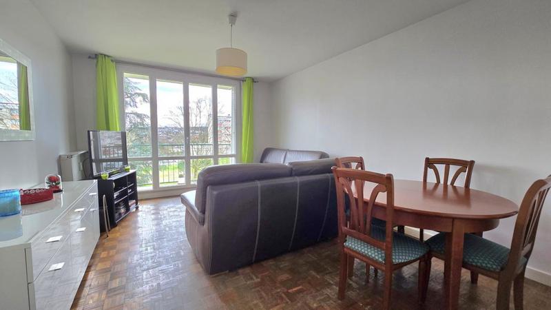 Appartement - 83 m² - 4 pièces