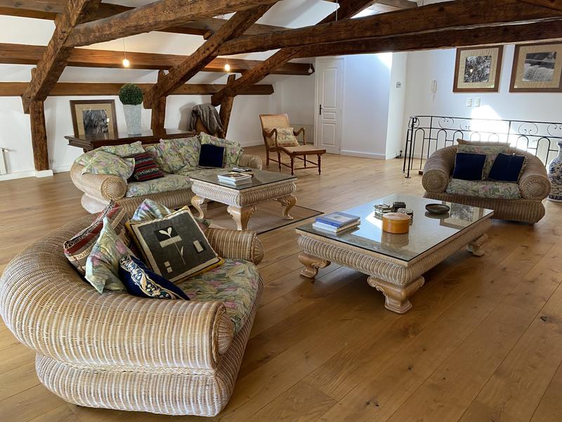 Maison - 320 m² - 6 pièces