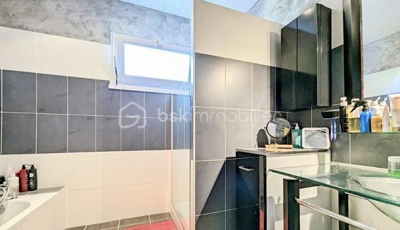 Maison - 159 m² - 5 pièces