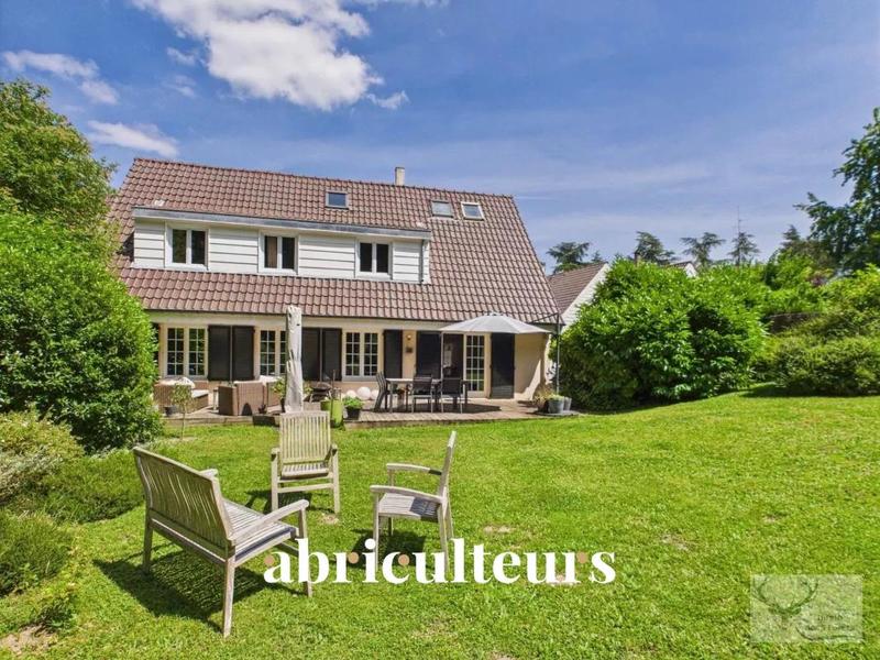 Maison - 167 m² - 6 pièces