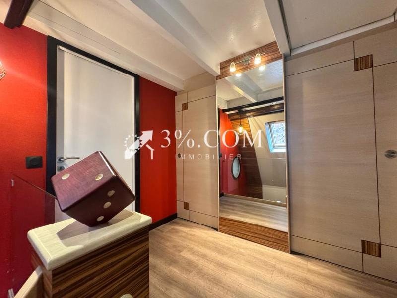 Maison de ville - 239 m² - 10 pièces