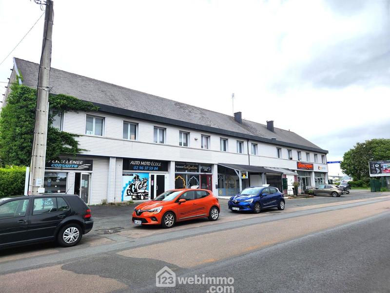 Local commercial - 485 m² - 16 pièces