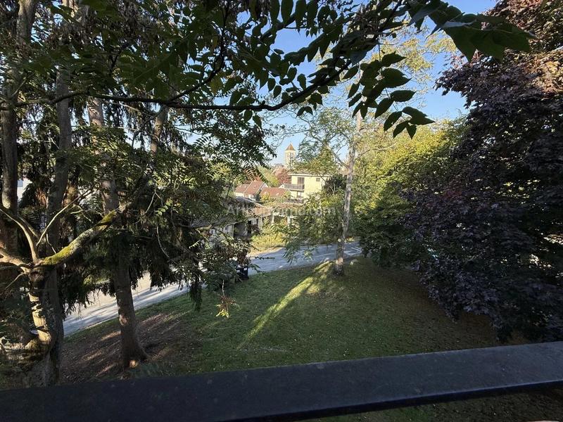 Appartement - 82 m² - 3 pièces