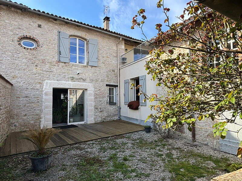 Maison - 147 m² - 5 pièces