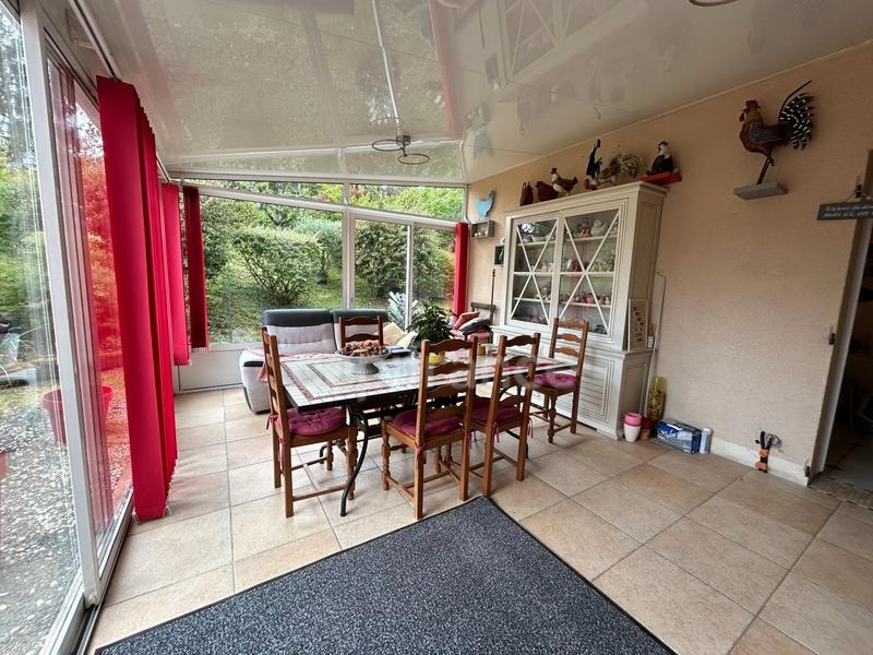 Maison - 390 m² - 11 pièces