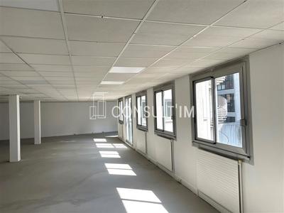 Bureau - 700 m²