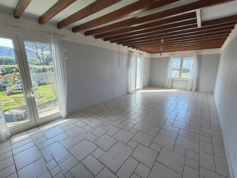 Maison - 99 m² - 4 pièces