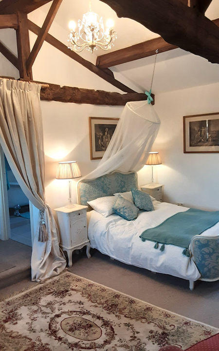 Maison - 240 m² - 7 pièces