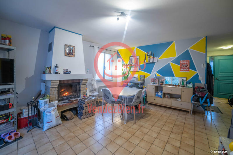 Maison - 90 m² - 5 pièces