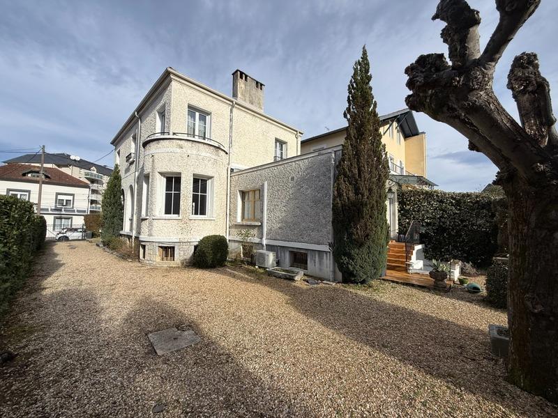 Maison bourgeoise - 153 m² - 5 pièces