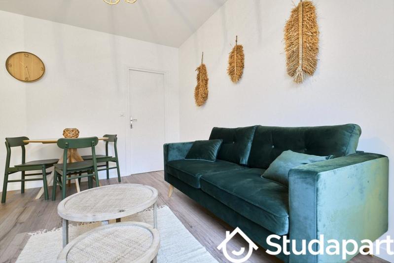 Chambre - 11 m² - 1 pièce