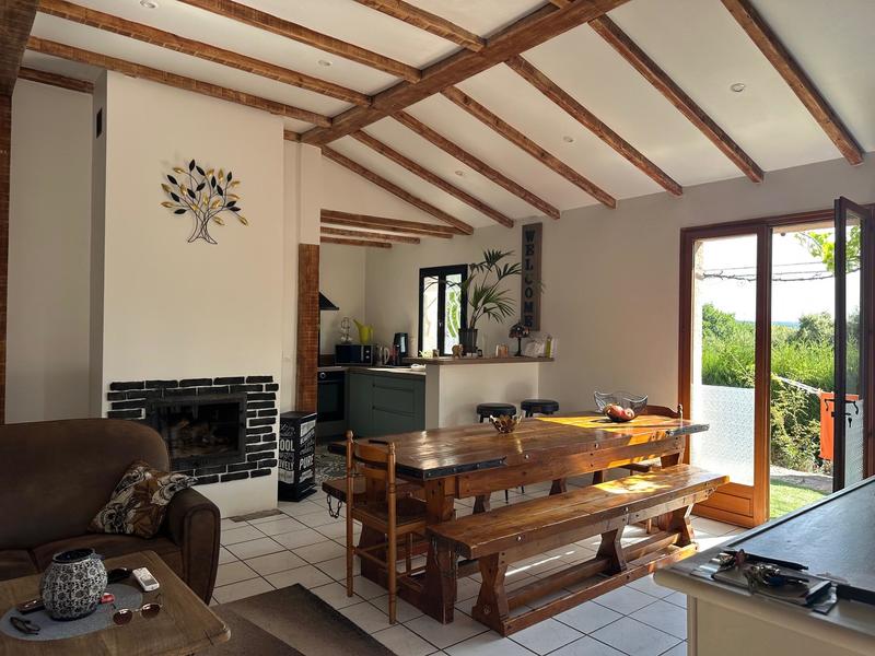 Maison - 189 m² - 11 pièces