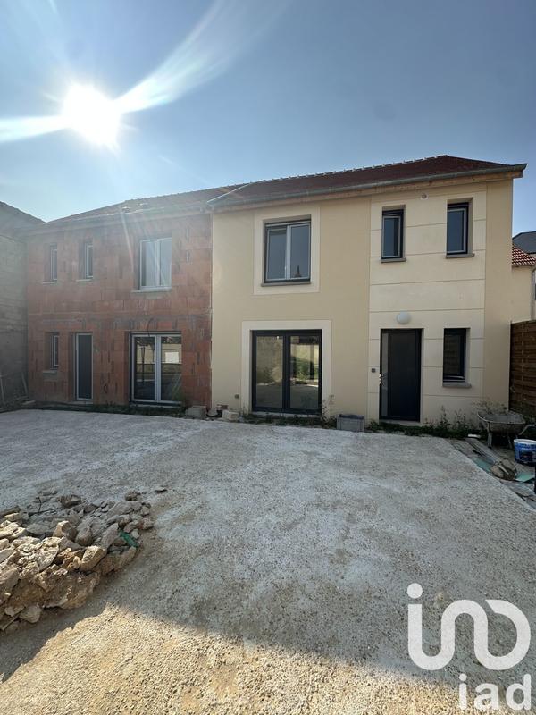 Maison - 83 m² - 4 pièces