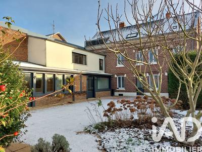 Maison - 284 m² - 11 pièces