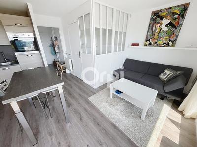 Studio - 27 m² - 2 pièces