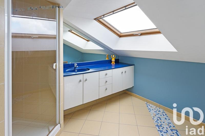 Maison - 184 m² - 5 pièces