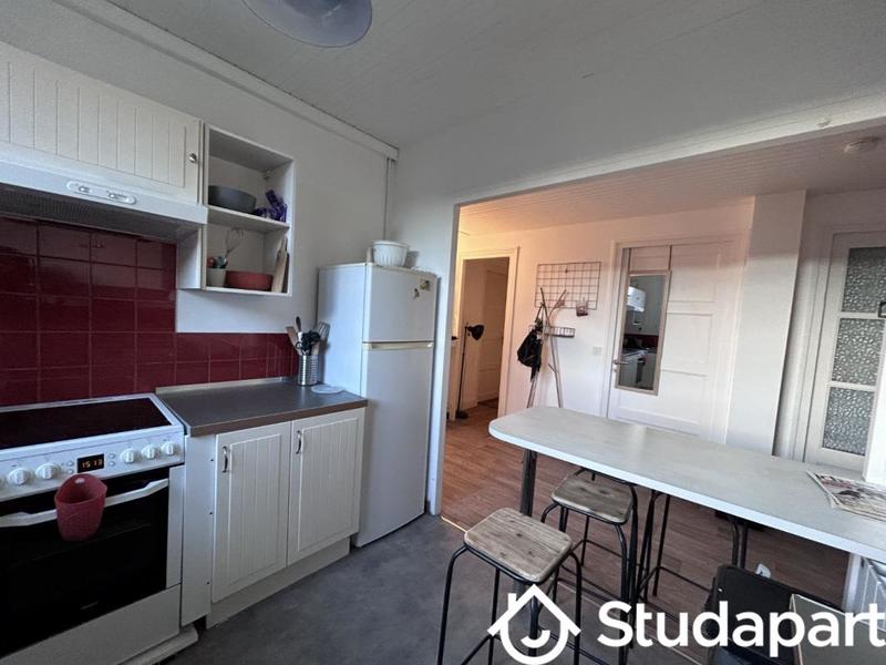 Chambre - 9 m² - 1 pièce