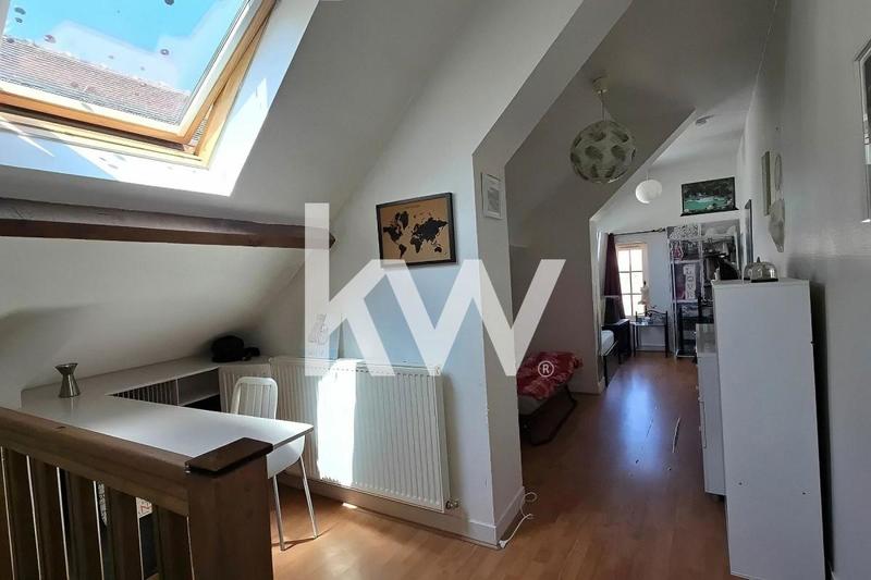 Maison - 186 m² - 6 pièces