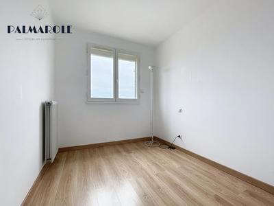Appartement - 74 m² - 4 pièces
