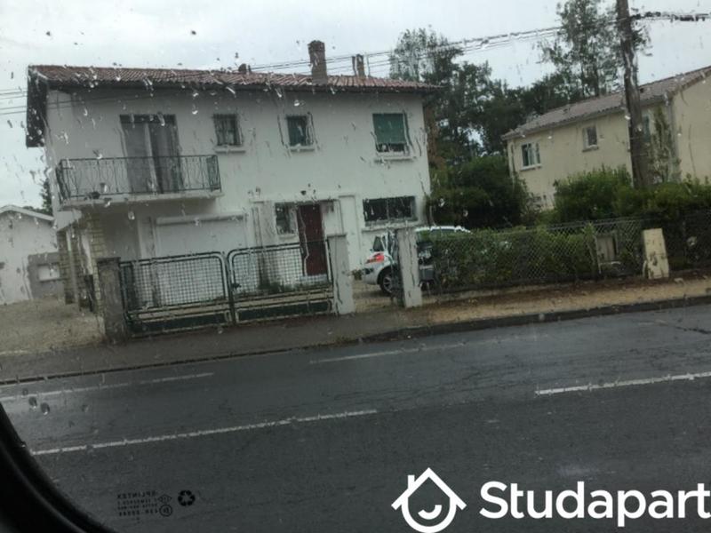 Chambre - 20 m² - 1 pièce