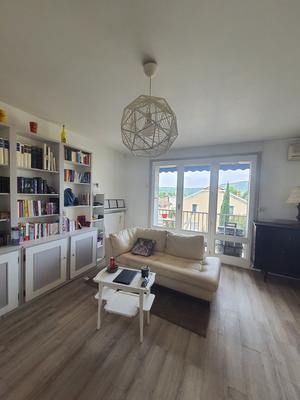 Appartement - 91 m² - 4 pièces