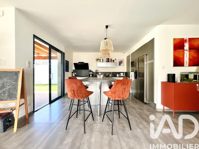 Maison - 120 m² - 6 pièces