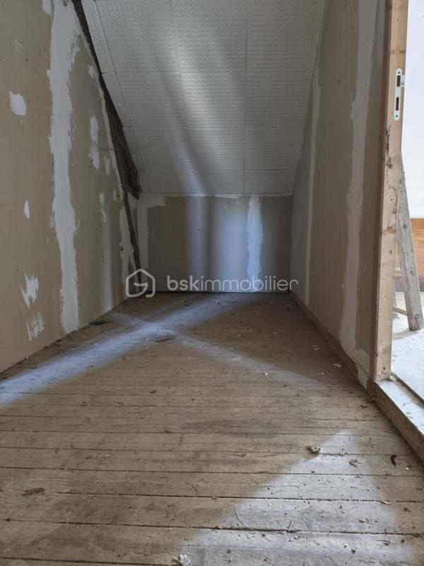 Maison ancienne - 180 m² - 7 pièces