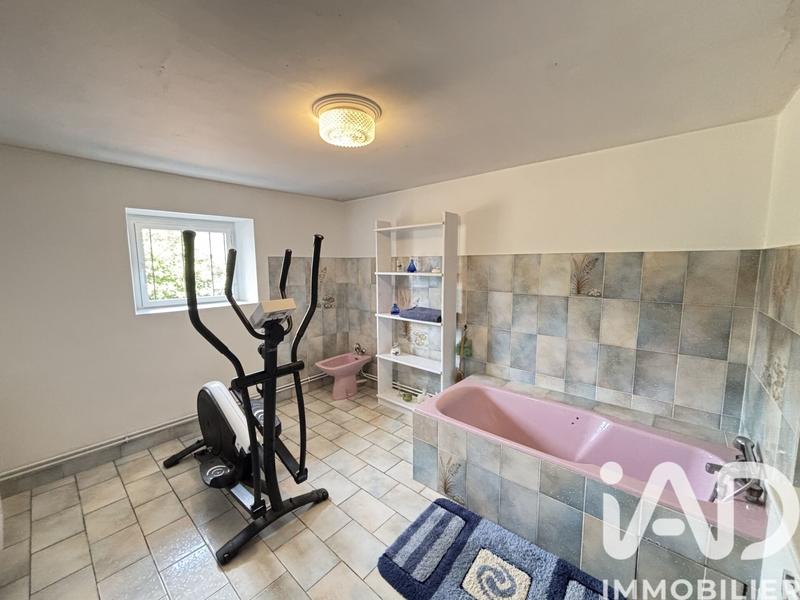 Maison - 185 m² - 6 pièces