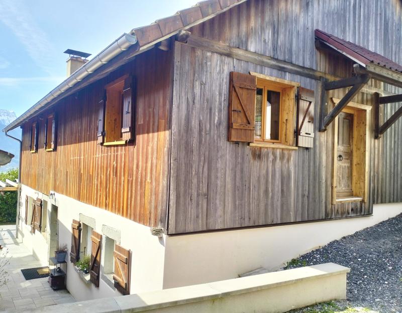 Maison jumelée - 150 m² - 4 pièces