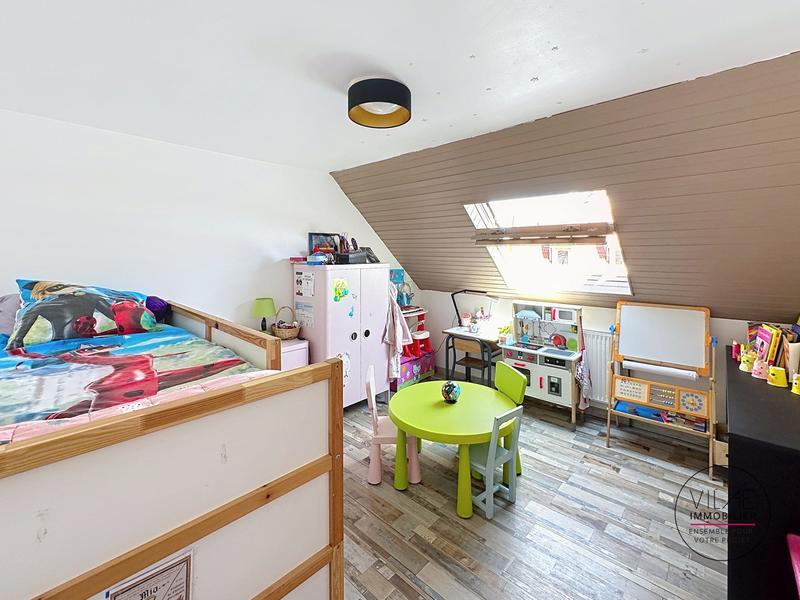 Maison - 177 m² - 8 pièces