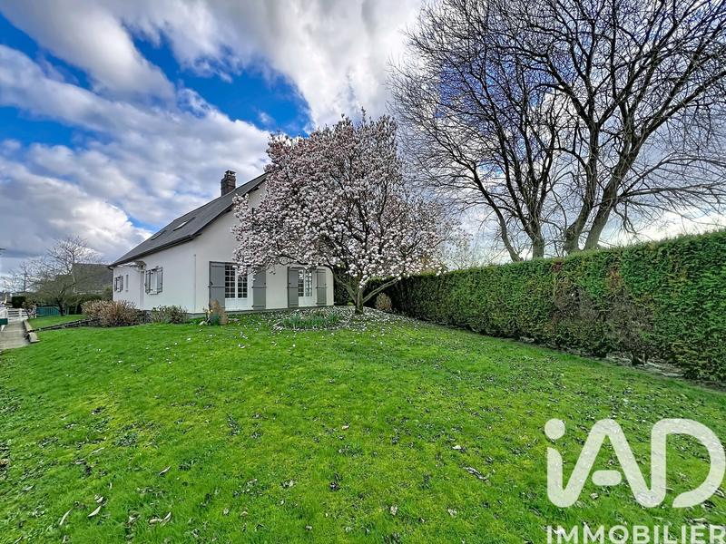 Maison - 192 m² - 8 pièces