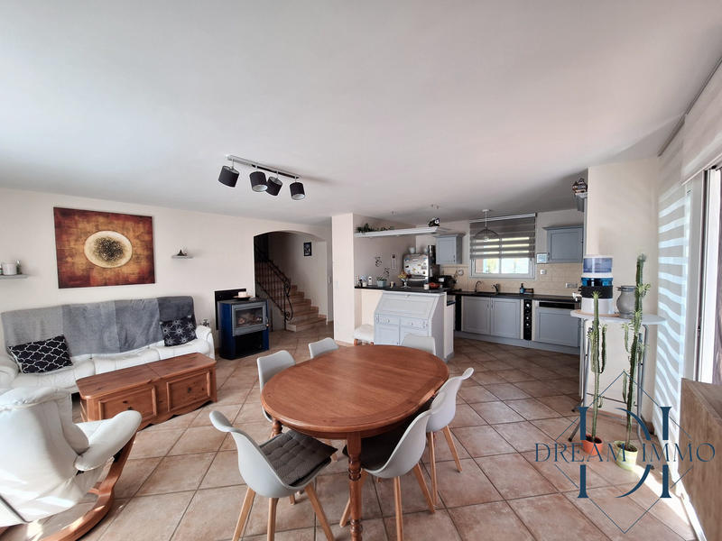 Maison - 107 m² - 5 pièces