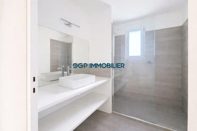 Appartement - 115 m² - 4 pièces