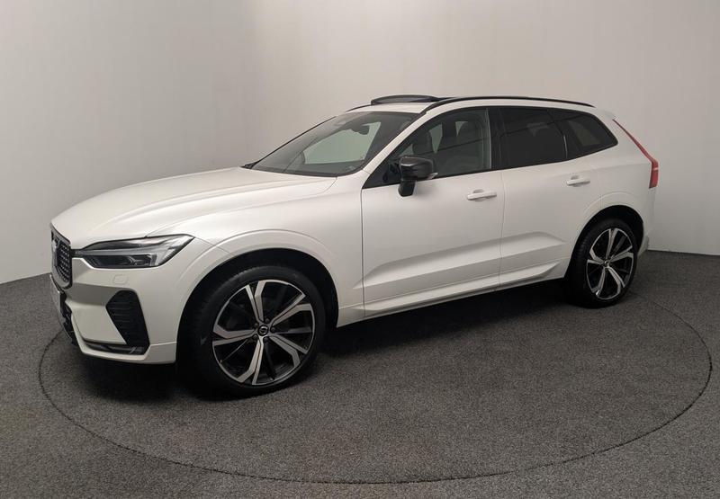 Volvo Xc60 B4 197 Ch R Design Bva Harman Kardon Attelage Toit Ouvrant