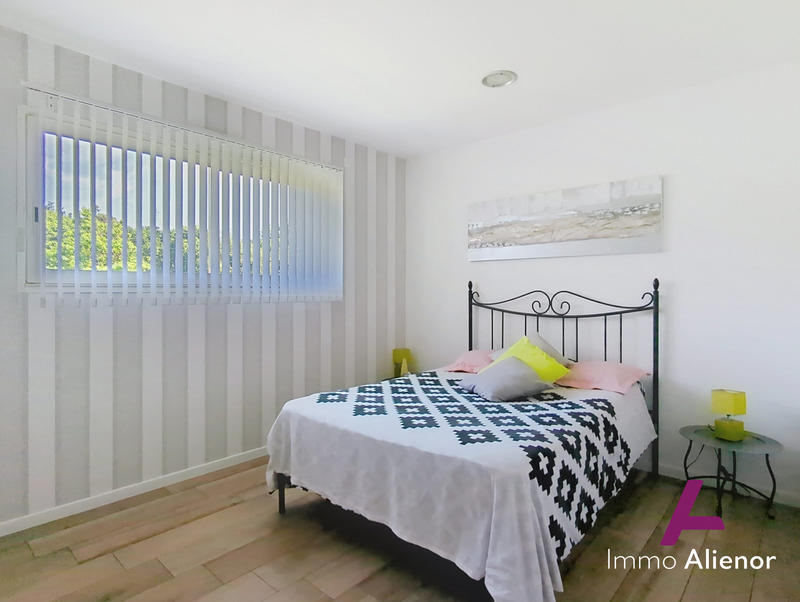 Maison - 197 m² - 7 pièces