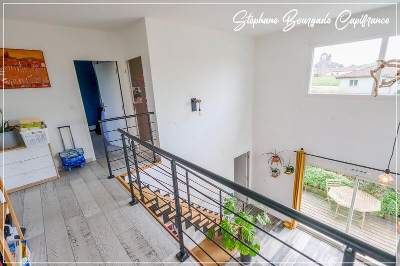 Maison - 128 m² - 6 pièces