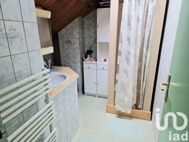 Maison - 172 m² - 9 pièces