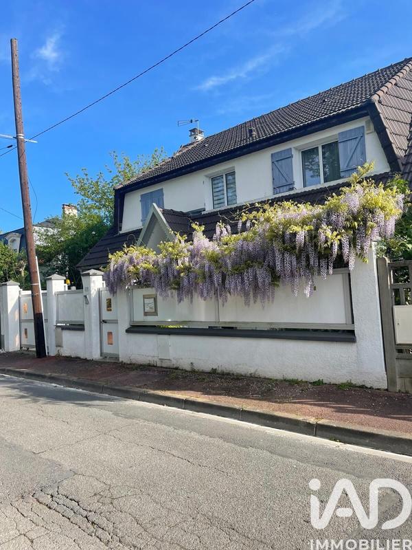 Maison - 166 m² - 6 pièces