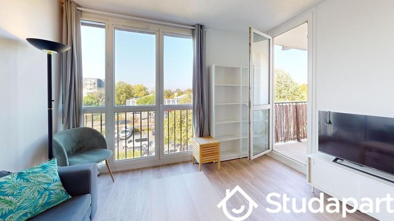 Chambre - 75 m² - 1 pièce