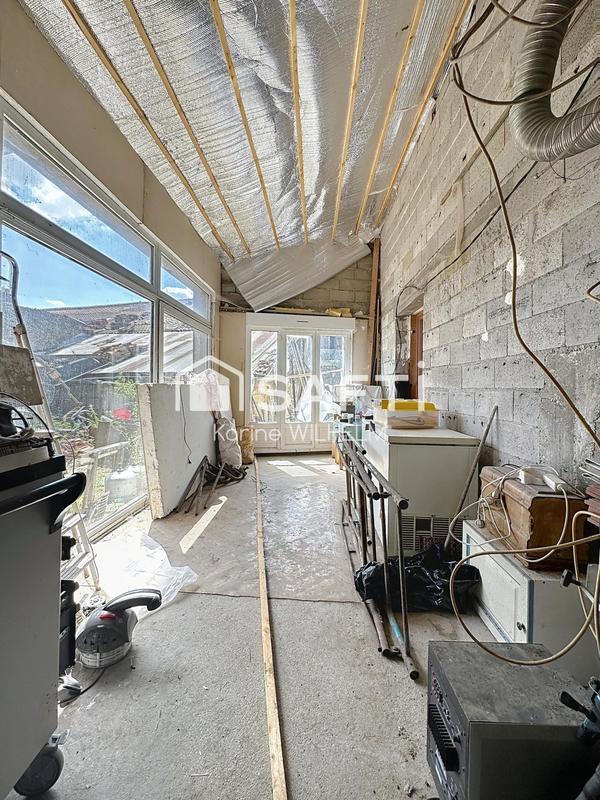 Maison - 200 m² - 8 pièces