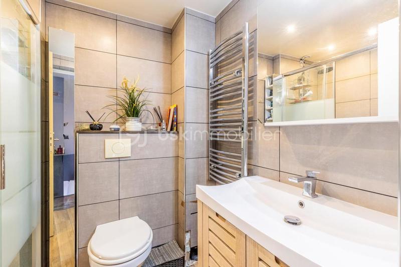 Appartement - 47 m² - 3 pièces