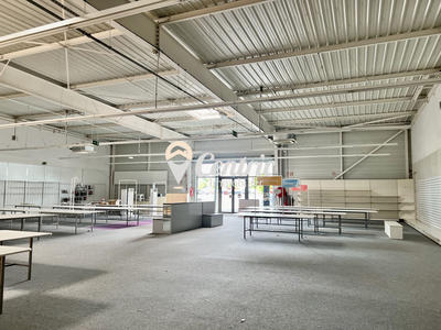Local commercial - 600 m²